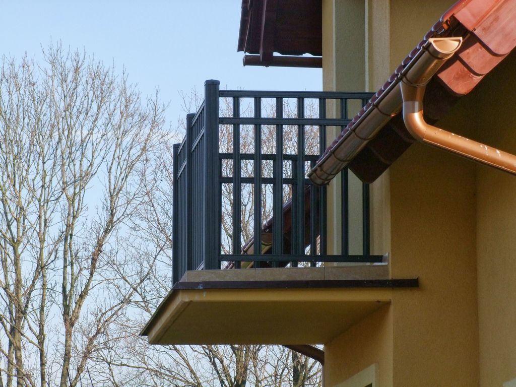 Zábradlí balkónu a schodišť